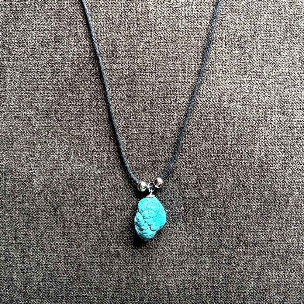 Turquoise Nugget Necklace 18” Preowned